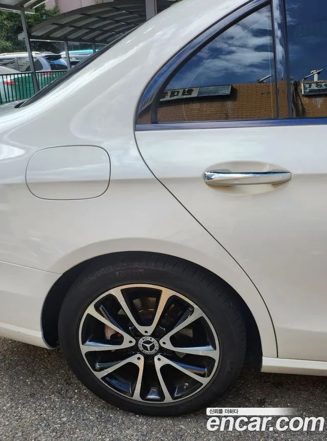 Mercedes-Benz E-Класс 2020 thumb 5