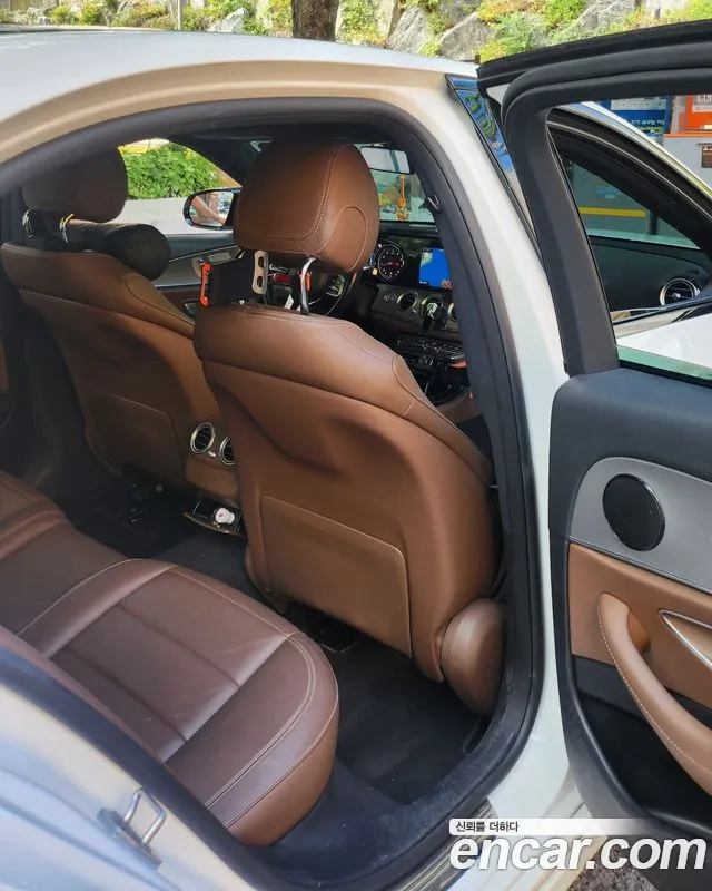 Mercedes-Benz E-Класс 2020 thumb 9
