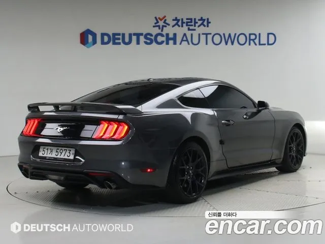 Ford Mustang Mach-E 2018 thumb 2