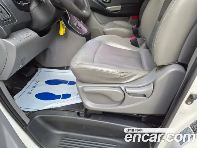 Hyundai Starex 2012 thumb 10