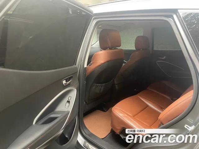 Hyundai Santa Fe 2012 thumb 5