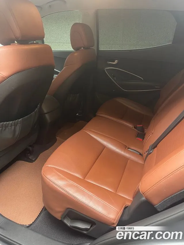 Hyundai Santa Fe 2012 thumb 7