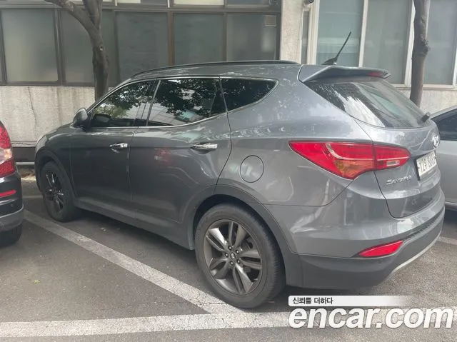 Hyundai Santa Fe 2012 thumb 12