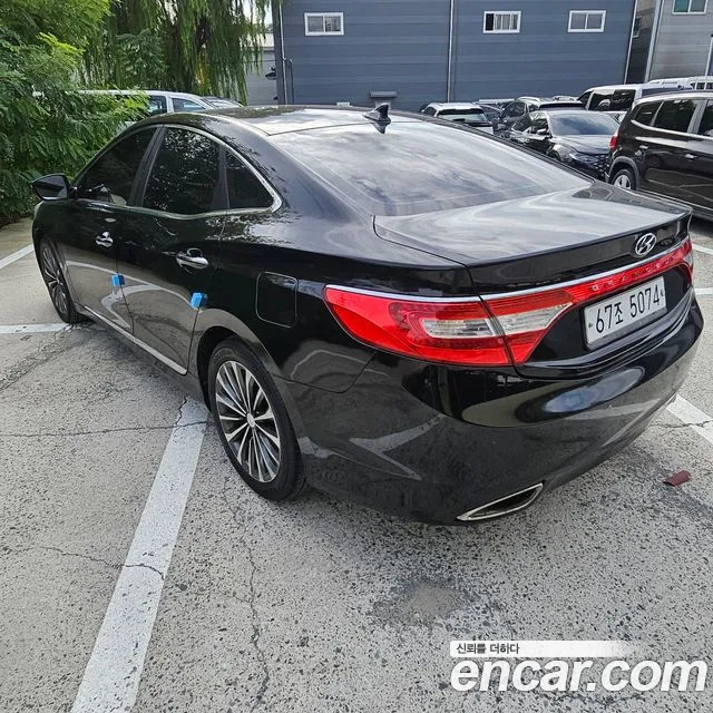 Hyundai Grandeur 2013 thumb 2
