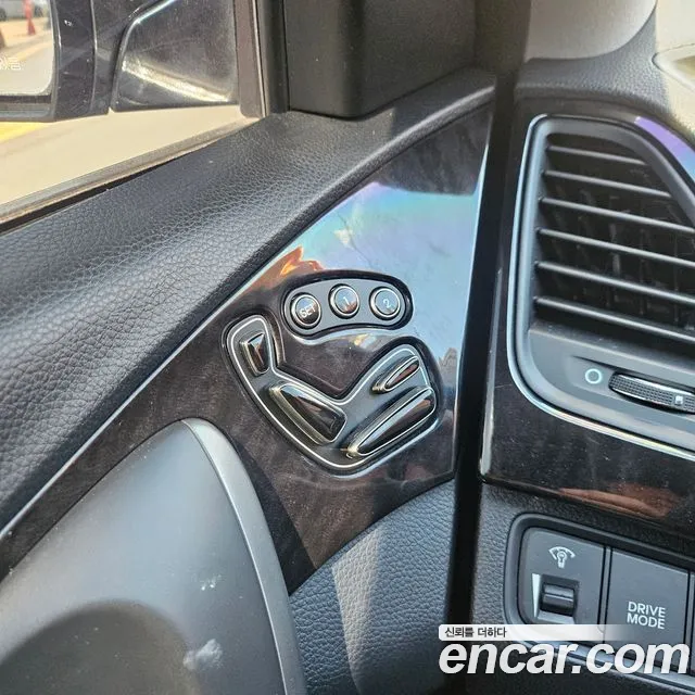 Hyundai Grandeur 2013 thumb 7