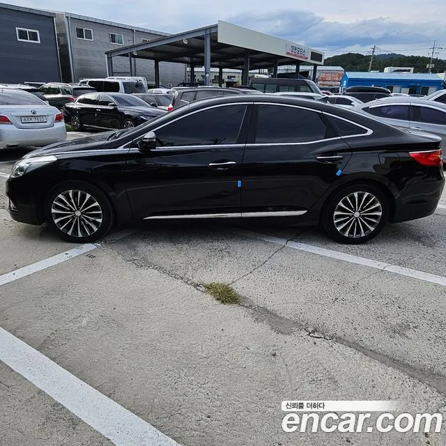 Hyundai Grandeur 2013 thumb 9