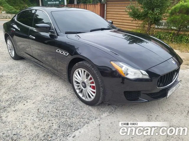 Maserati Quattroporte 2015 thumb 3