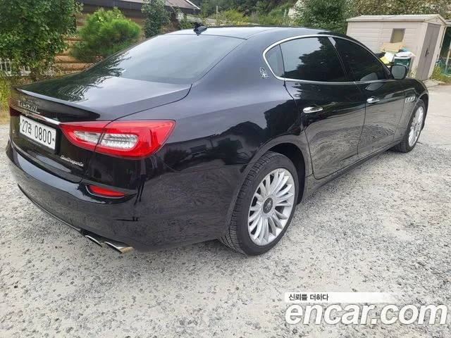 Maserati Quattroporte 2015 thumb 6