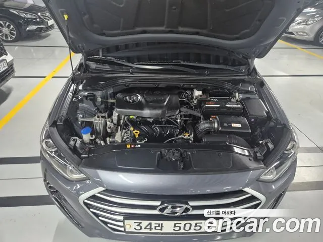 Hyundai Avante 2018 thumb 7