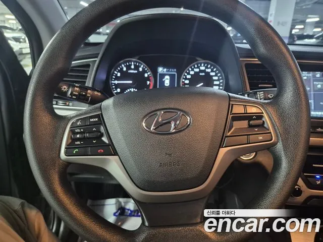 Hyundai Avante 2018 thumb 8