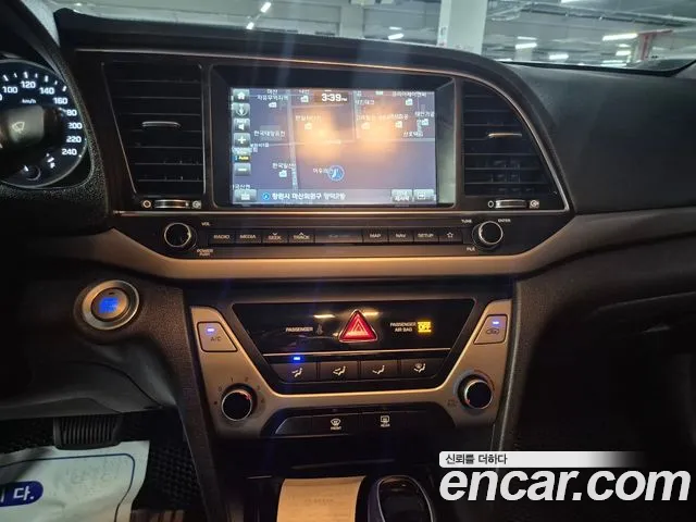 Hyundai Avante 2018 thumb 9