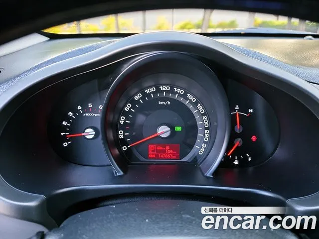 Kia Sportage 2010 thumb 8