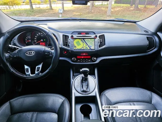 Kia Sportage 2010 thumb 10