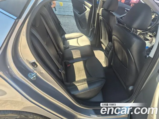 Hyundai Avante 2014 thumb 7