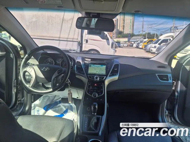 Hyundai Avante 2014 thumb 8
