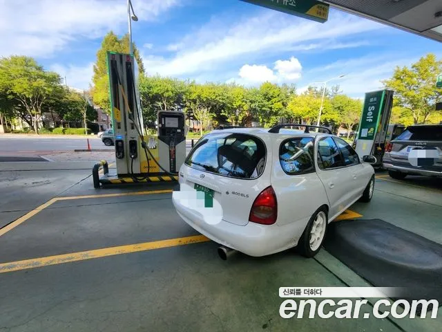 Hyundai Avante 1996 thumb 6