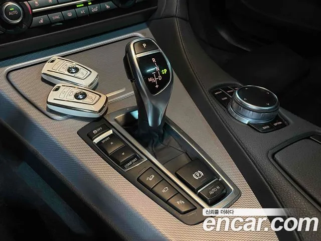 BMW 6-Series 2016 thumb 10
