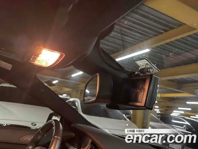 BMW 6-Series 2016 thumb 11