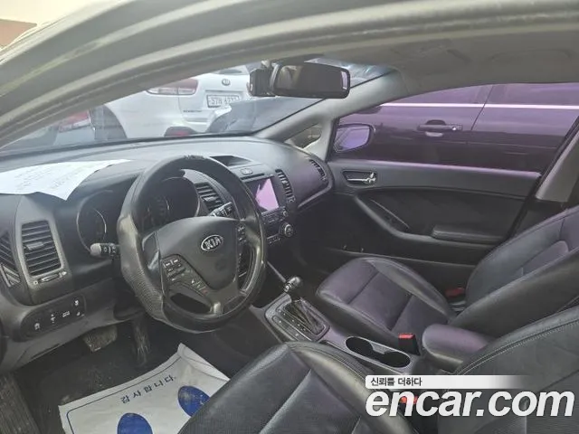 Kia K3 2014 thumb 3