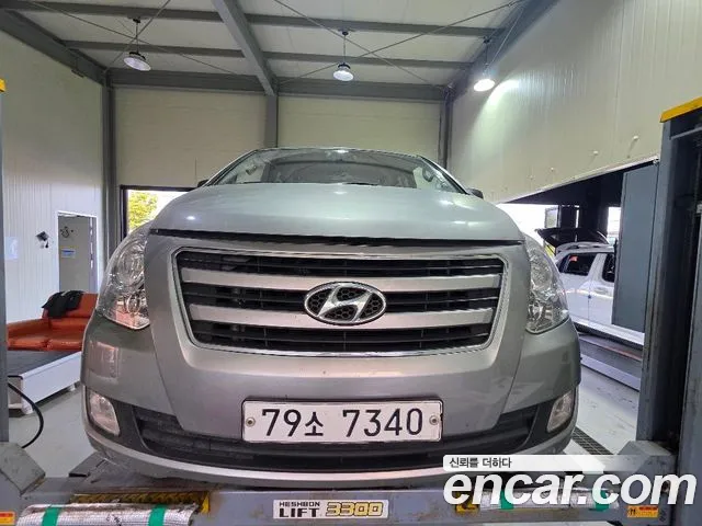 Hyundai Starex 2016 thumb 4