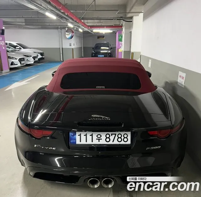 Jaguar F-Type 2019 thumb 3