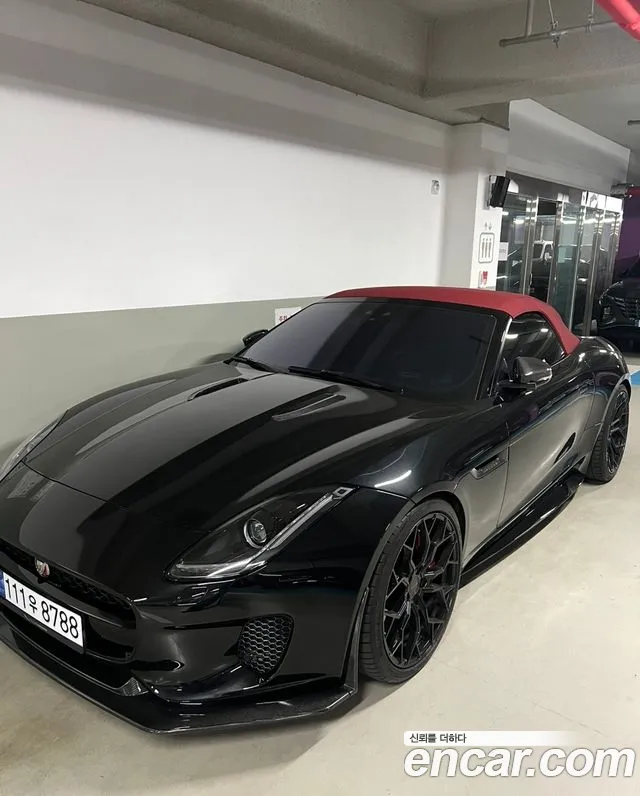 Jaguar F-Type 2019 thumb 4