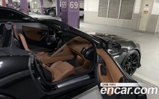 Jaguar F-Type 2019 thumb 6