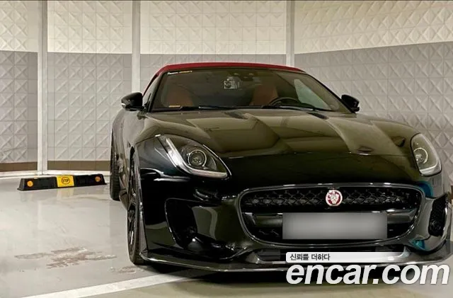 Jaguar F-Type 2019 thumb 12