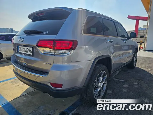 Jeep Cherokee 2021 thumb 4