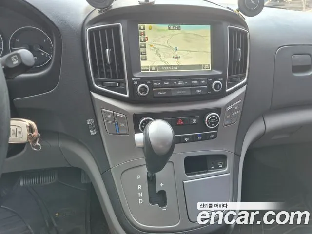 Hyundai Starex 2017 thumb 9
