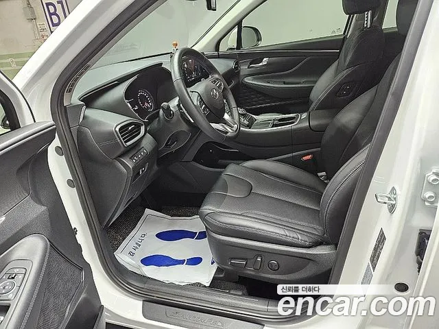 Hyundai Santa Fe 2023 thumb 6