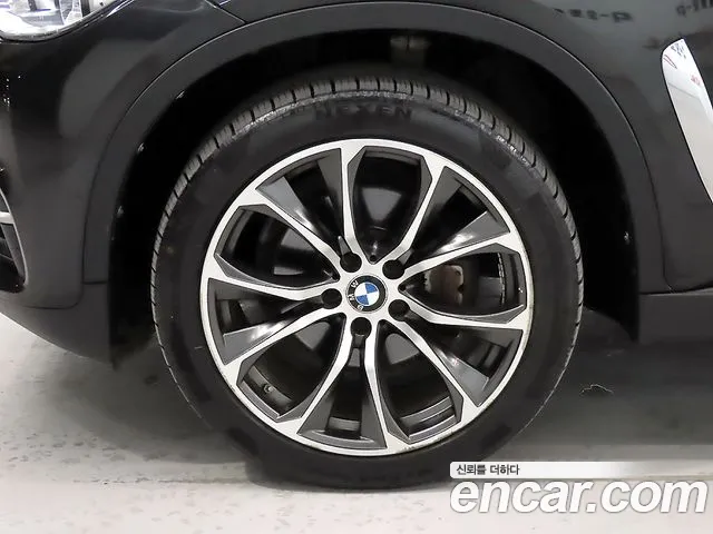 BMW X6 2015 thumb 5