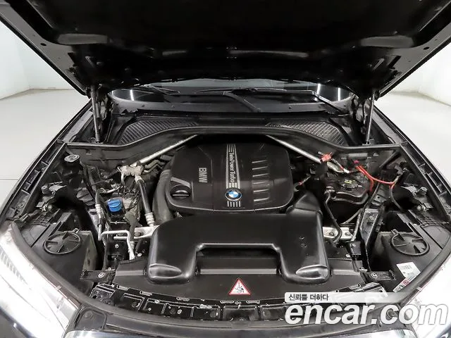 BMW X6 2015 thumb 6