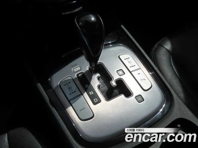 Hyundai Genesis 2013 thumb 6