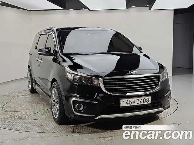 Kia Carnival 2015 thumb 2