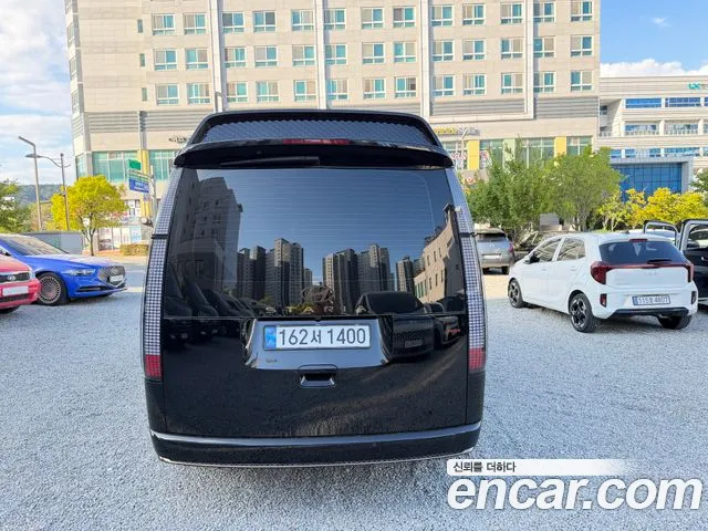 Hyundai Staria 2025 thumb 5