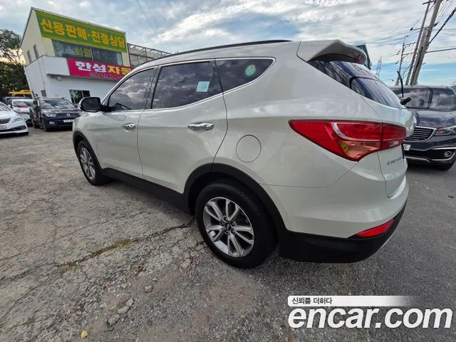 Hyundai Santa Fe 2014 thumb 5