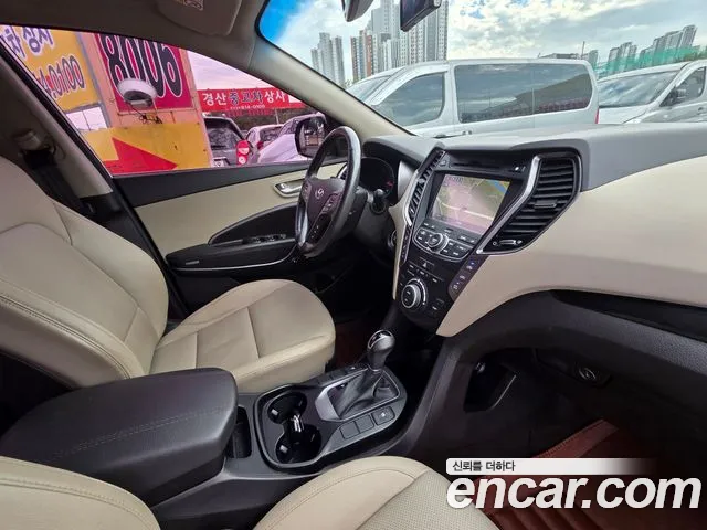 Hyundai Santa Fe 2014 thumb 10