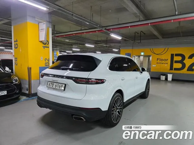 Porsche Cayenne 2019 thumb 7