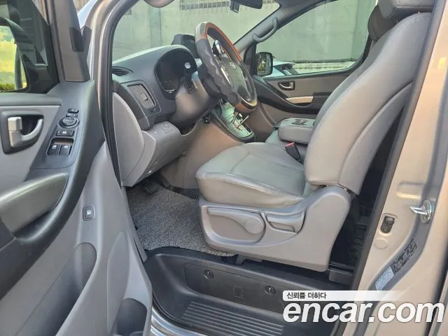 Hyundai Starex 2015 thumb 7