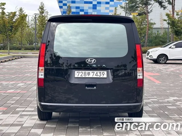 Hyundai Staria 2022 thumb 5