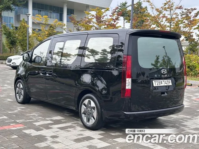 Hyundai Staria 2022 thumb 7