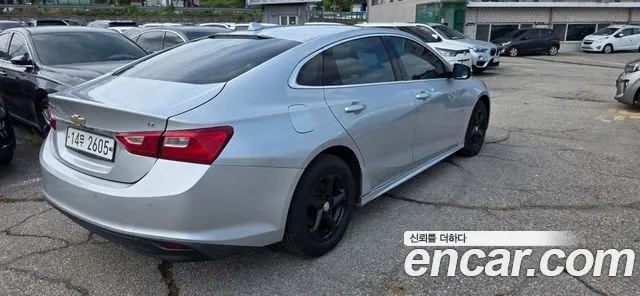 ChevroletGMDaewoo Malibu 2017 thumb 2