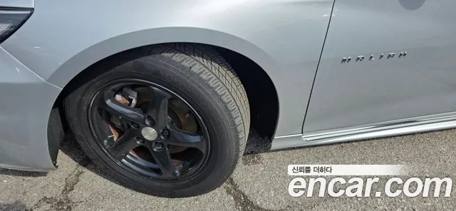 ChevroletGMDaewoo Malibu 2017 thumb 5