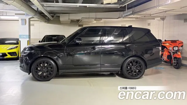 Land Rover Range Rover 2018 thumb 2