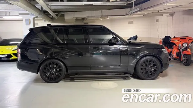 Land Rover Range Rover 2018 thumb 3