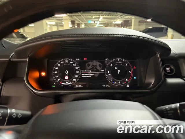Land Rover Range Rover 2018 thumb 6