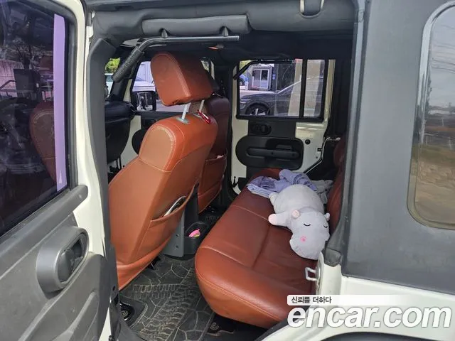 Jeep Wrangler 2010 thumb 6