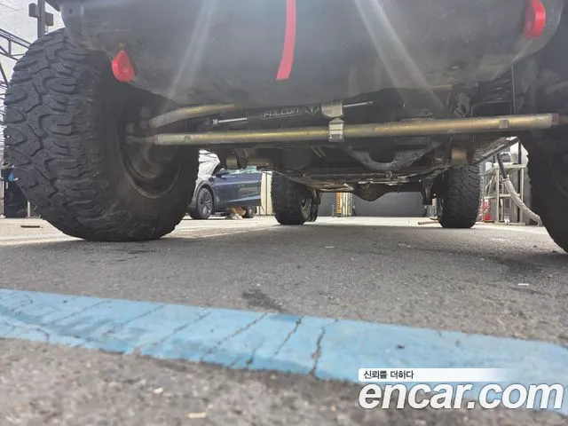 Jeep Wrangler 2010 thumb 8