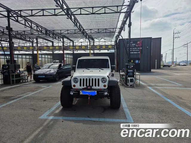 Jeep Wrangler 2010 thumb 12